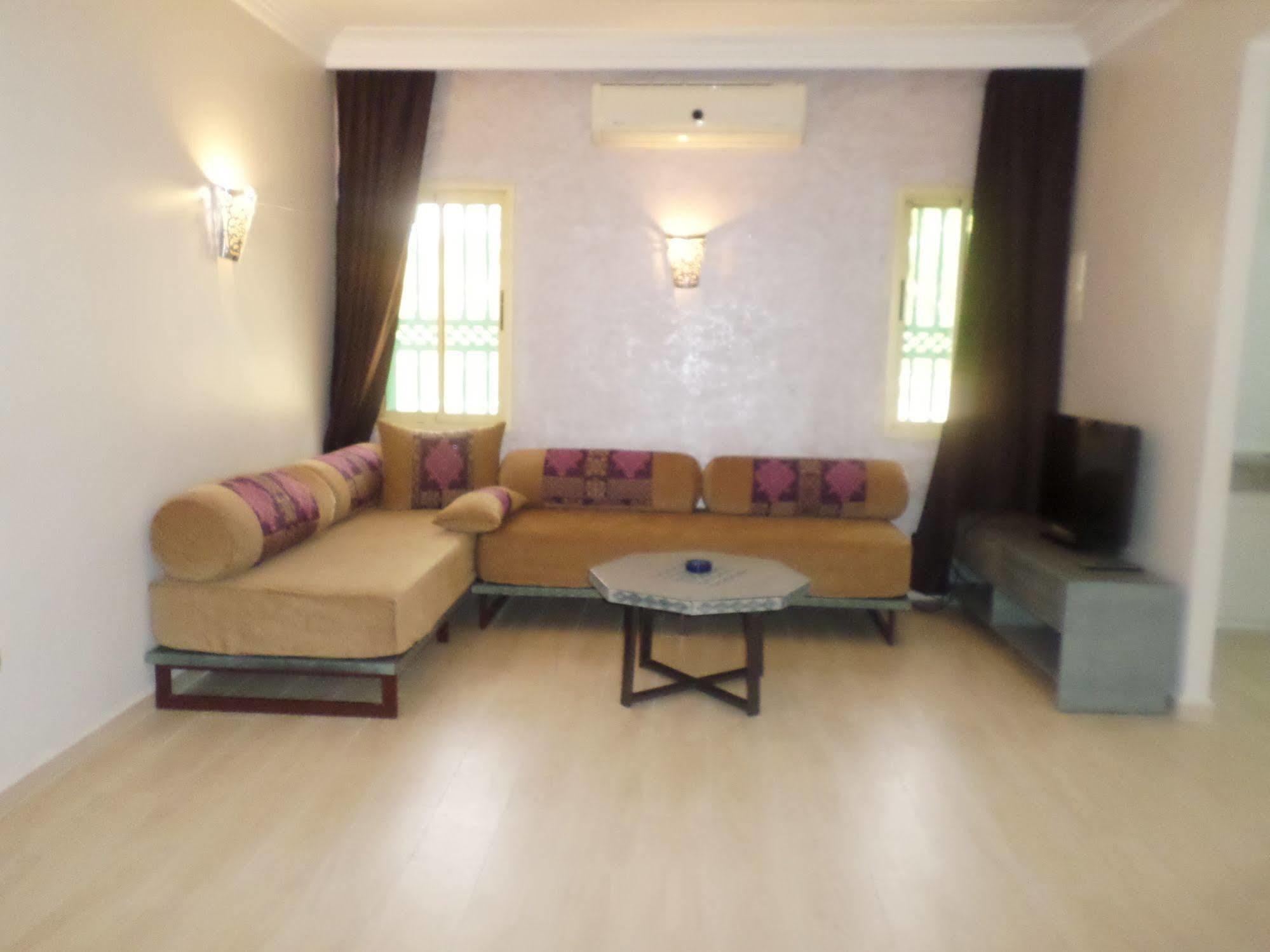 Appart-hotel Amina Apartahotel